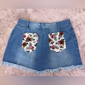 Handmade Floral Pocket Denim Shorts